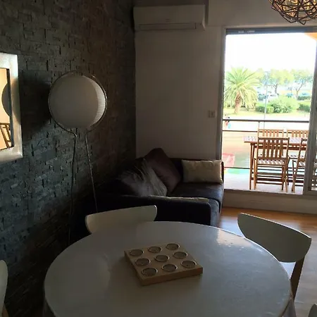 T2 Face A La Apartment